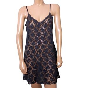 Smart &‎ Sexy Black Lace Chemise